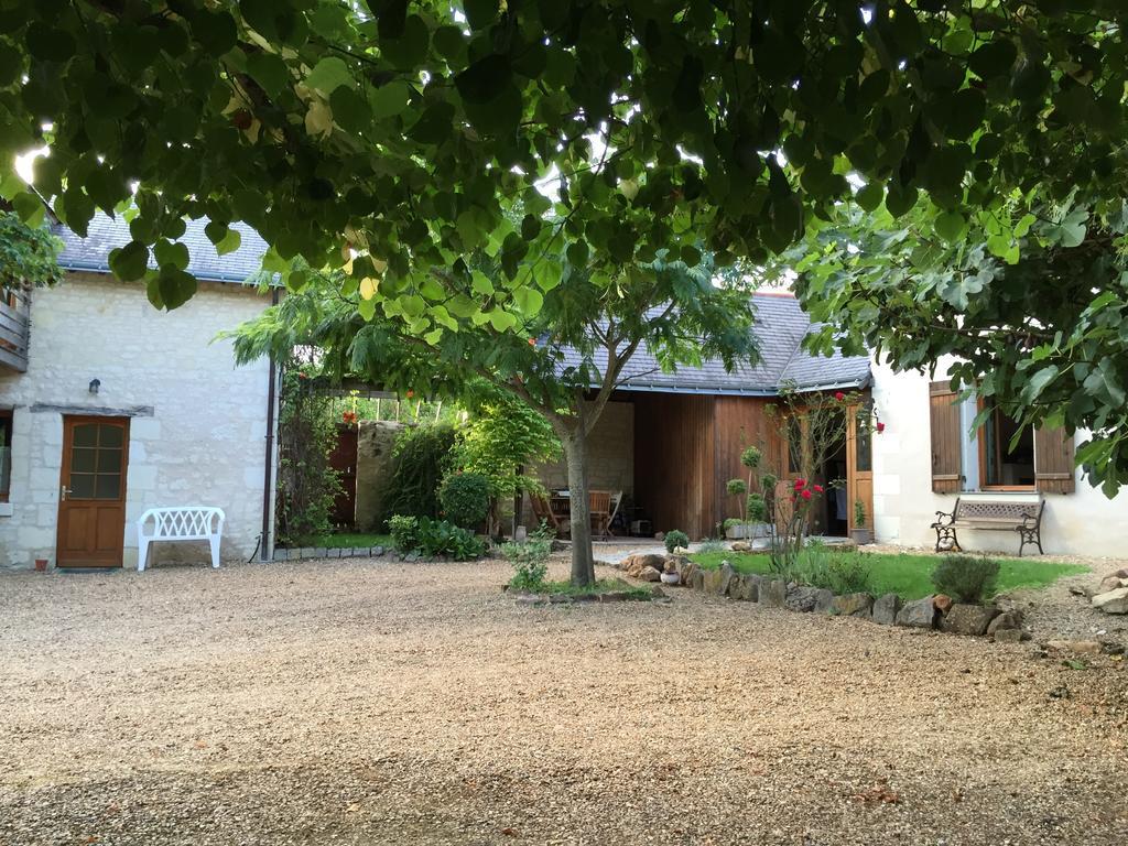 Les Caves Hotel Ambillou-Chateau Exterior photo