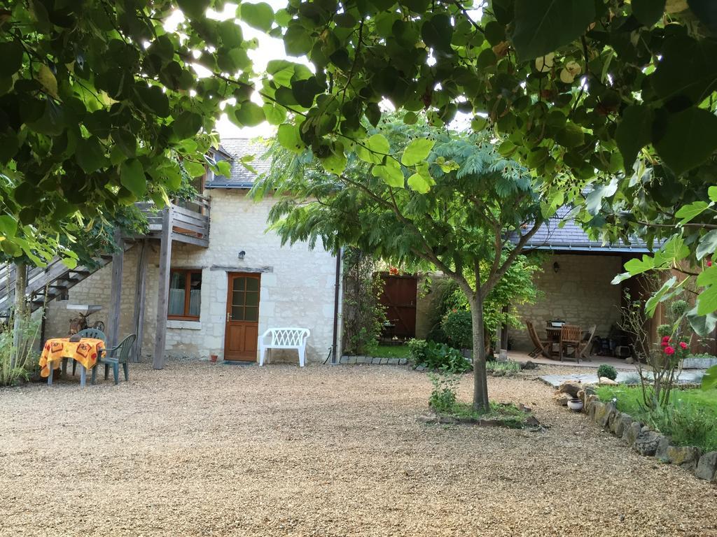 Les Caves Hotel Ambillou-Chateau Exterior photo